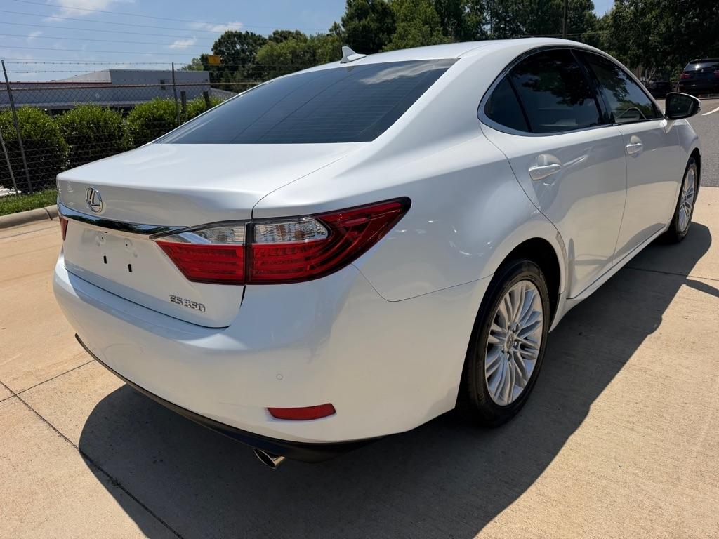 Lexus ES 350 Sedan 2013