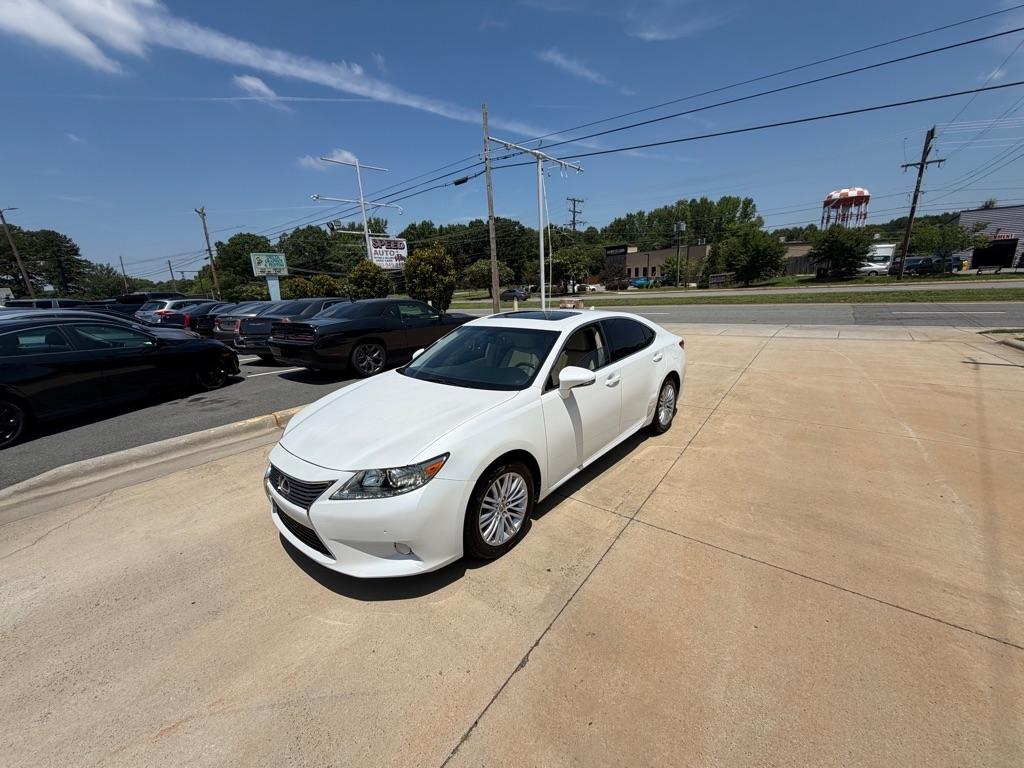 Lexus ES 350 Sedan 2013