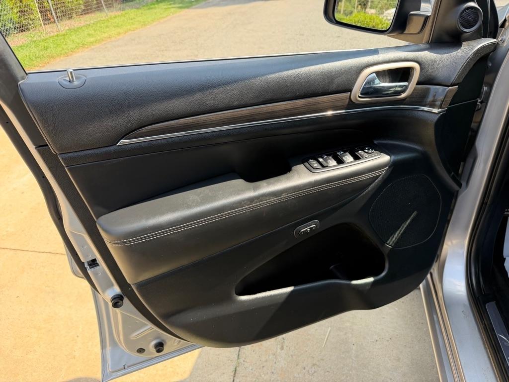 Jeep Grand Cherokee Overland 2WD 2014
