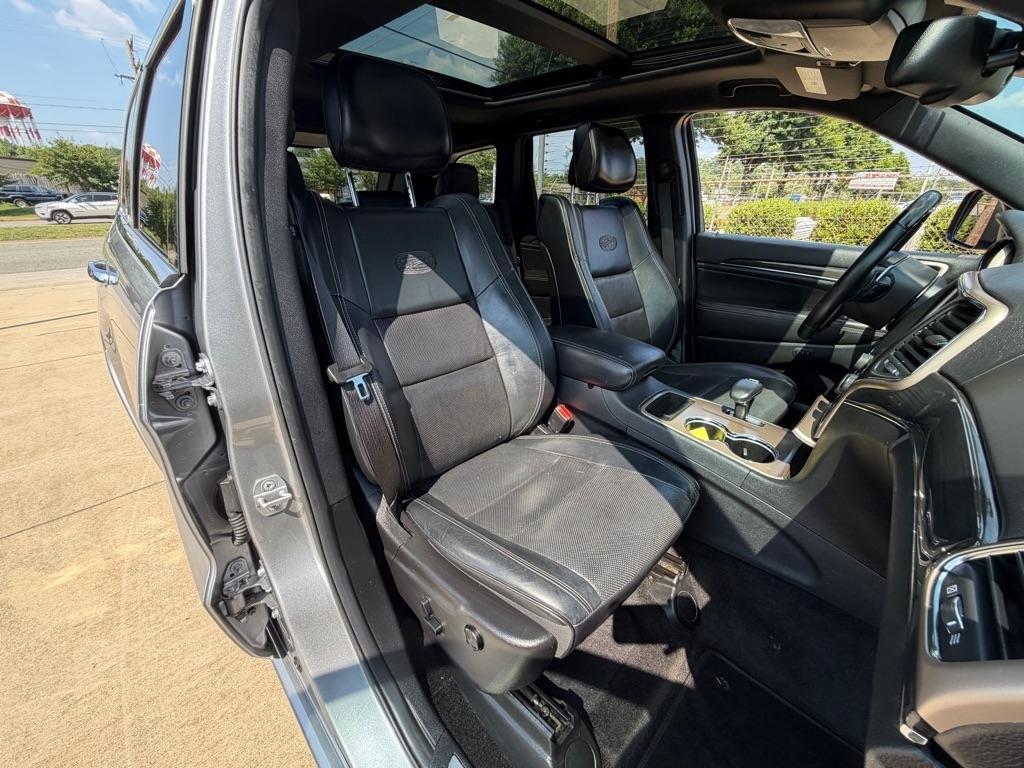 Jeep Grand Cherokee Overland 2WD 2014
