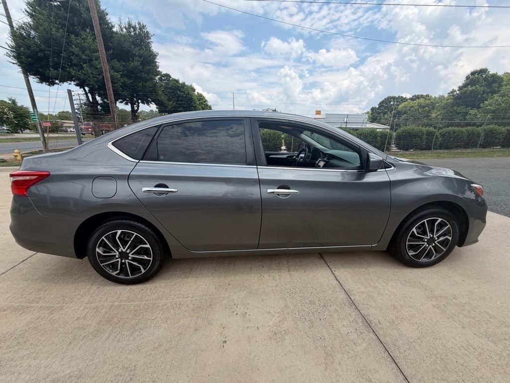 Nissan Sentra SR 2019