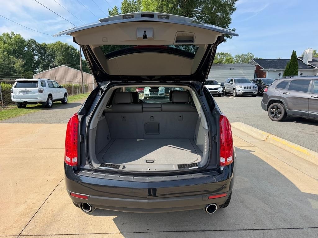 Cadillac SRX Base 2012