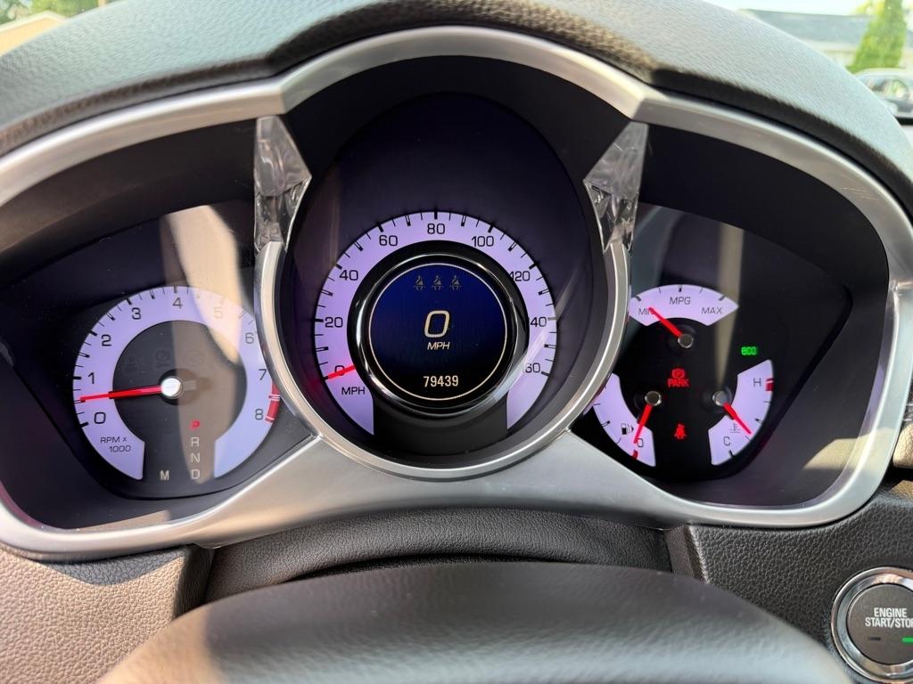 Cadillac SRX Base 2012