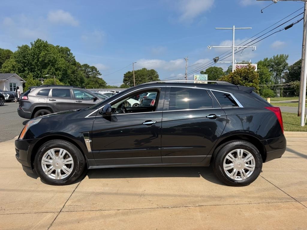 Cadillac SRX Base 2012