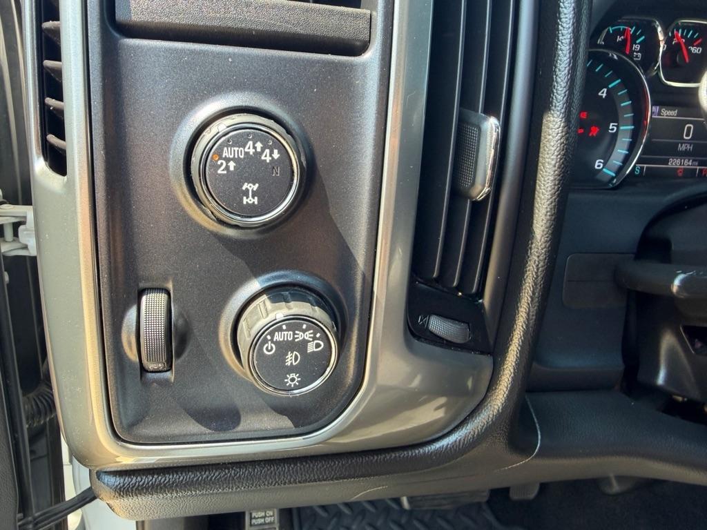 Chevrolet Silverado 1500 LT Crew Cab 4WD 2018