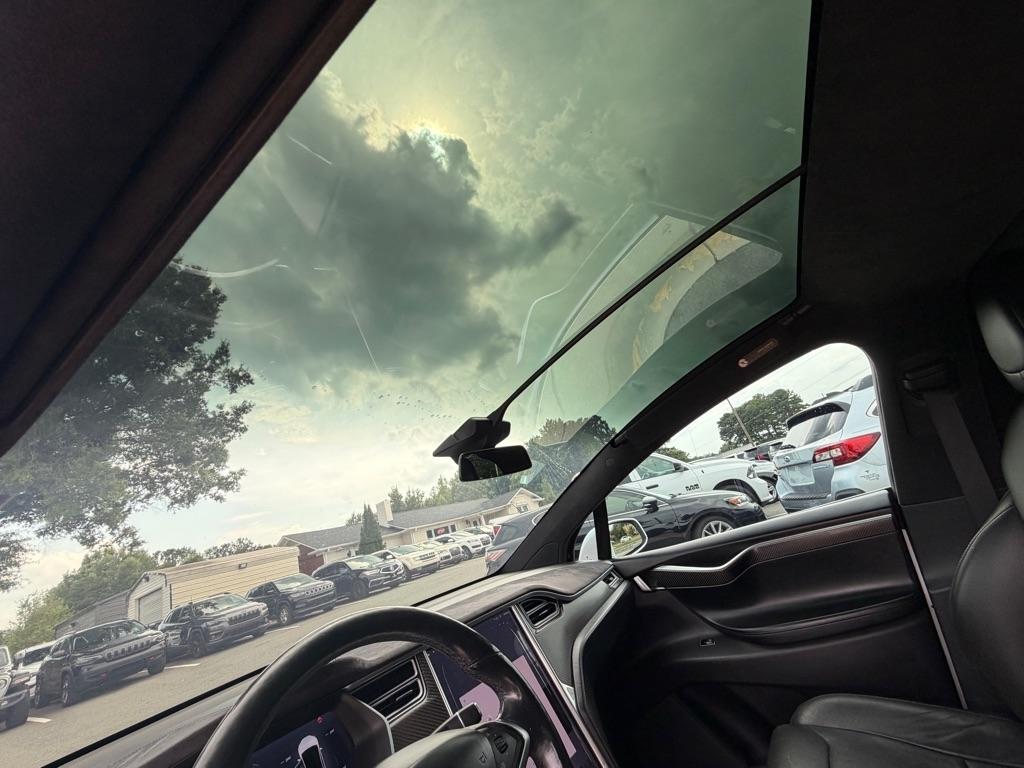 Tesla Model X 90D 2016