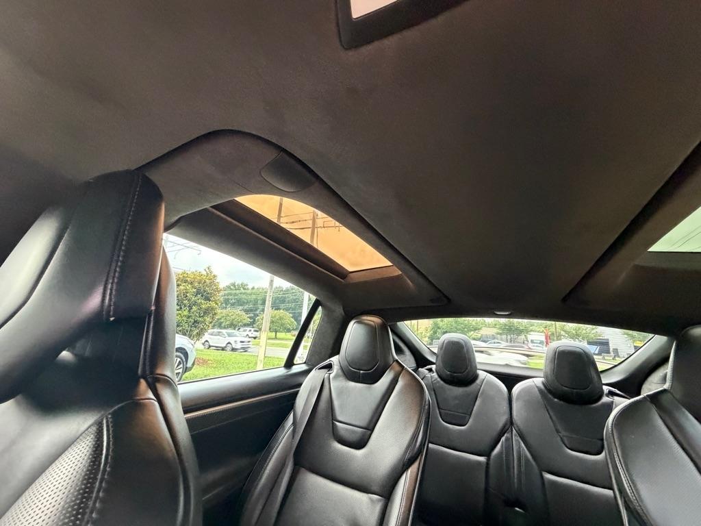 Tesla Model X 90D 2016