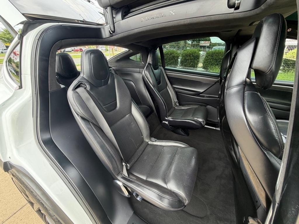 Tesla Model X 90D 2016