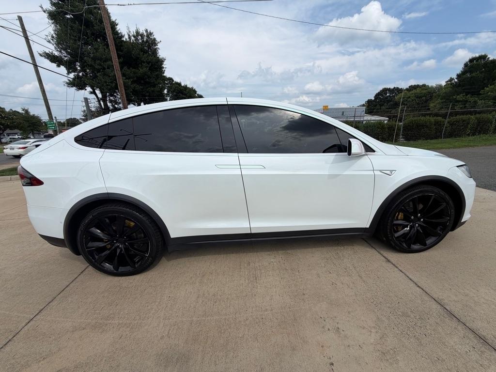 Tesla Model X 90D 2016
