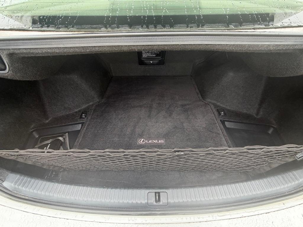 Lexus IS 250 RWD 2012