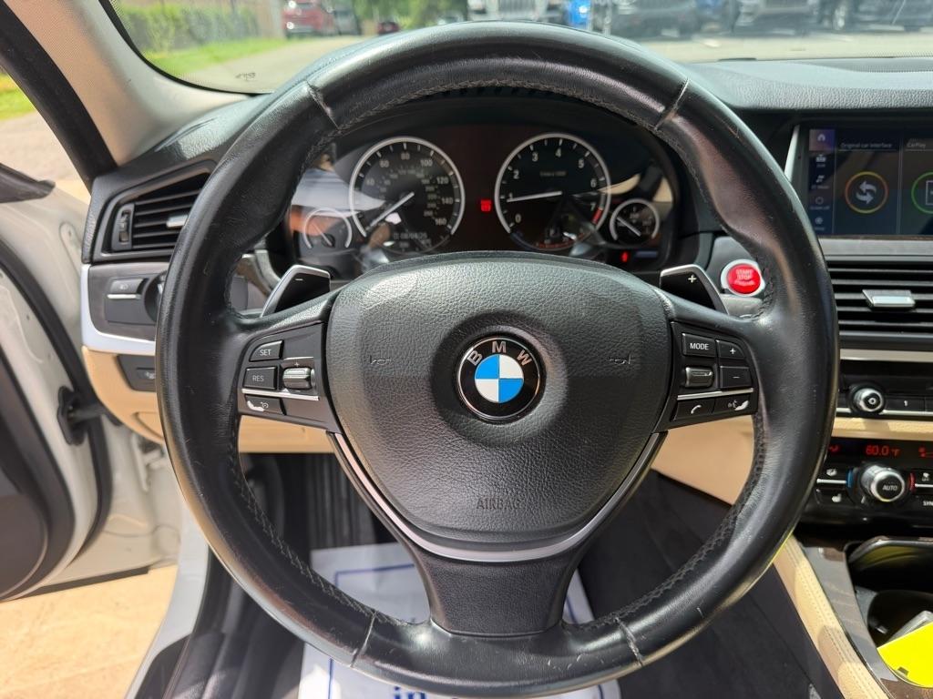 BMW 5-Series 528i 2016