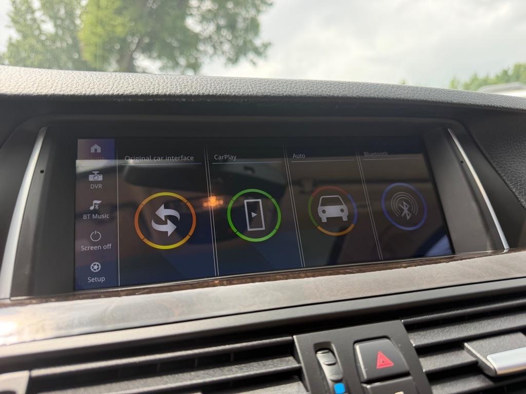 BMW 5-Series 528i 2016