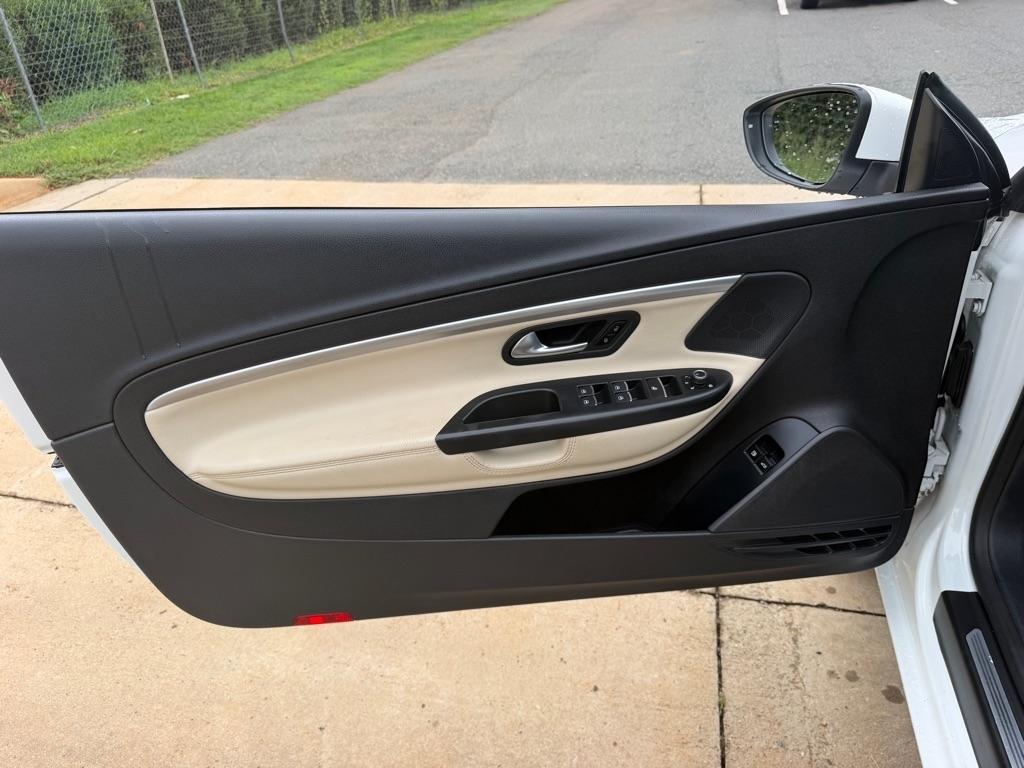 Volkswagen Eos Executive 2015