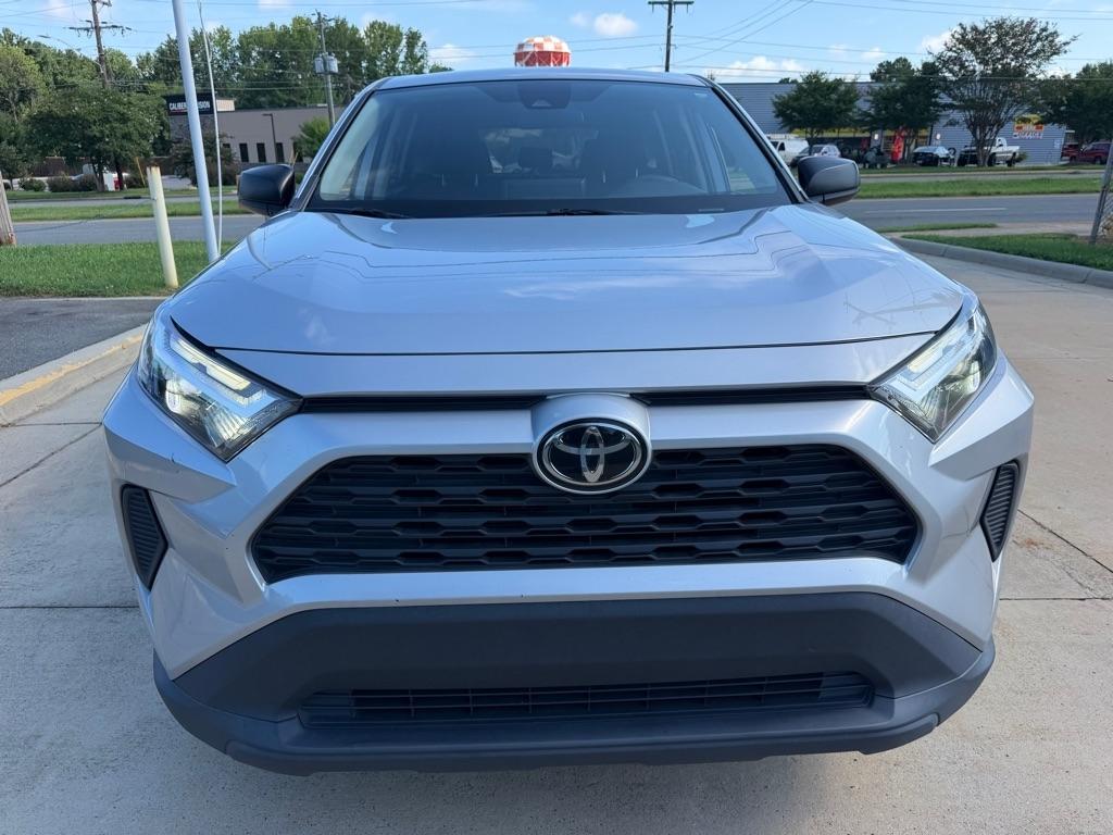 Toyota RAV4 LE 2024