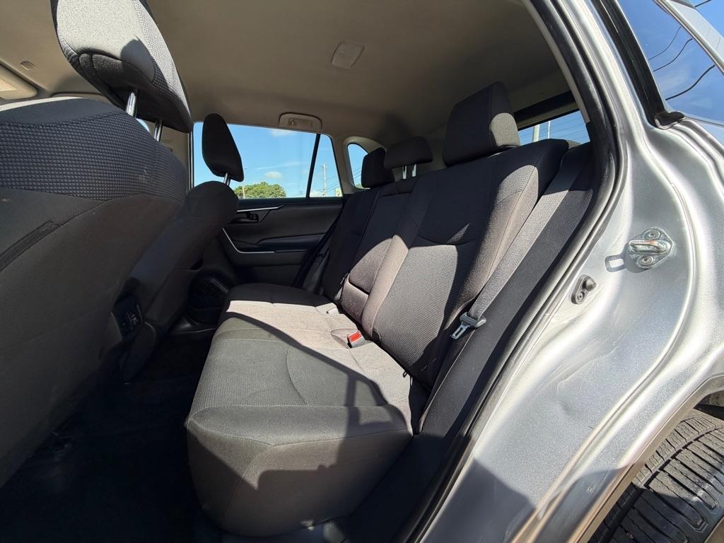 Toyota RAV4 LE 2024