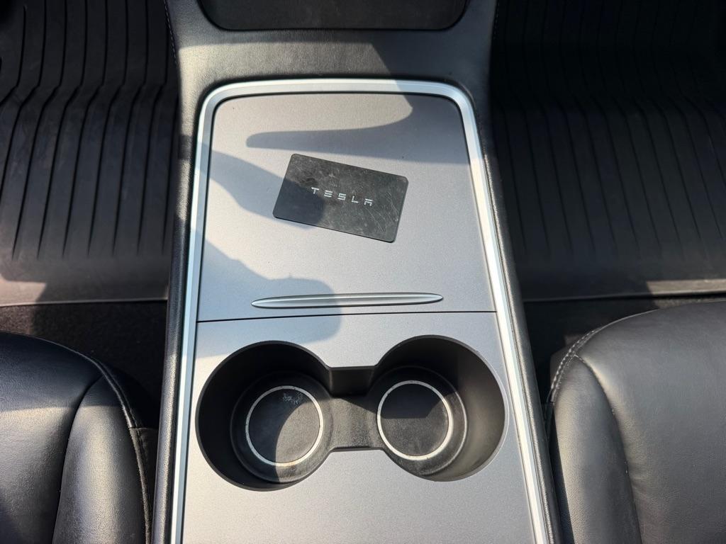 Tesla Model 3 Standard Range Plus 2021