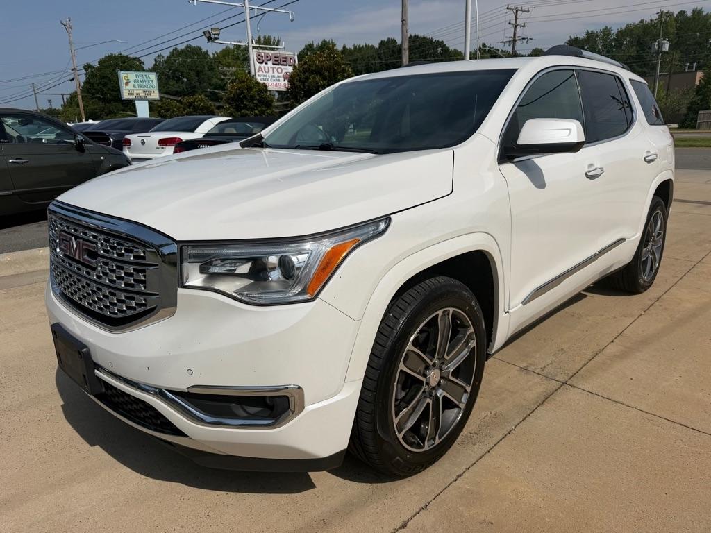 GMC Acadia Denali AWD 2019