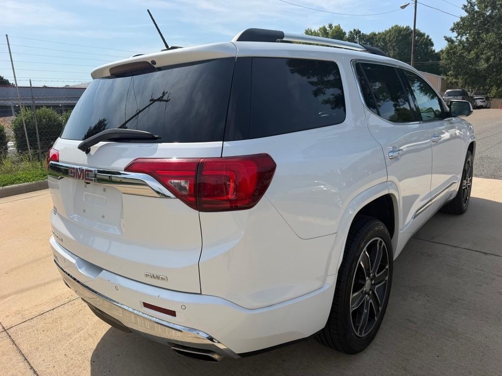 GMC Acadia Denali AWD 2019