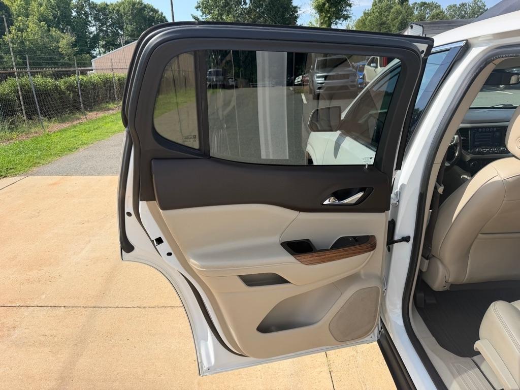 GMC Acadia Denali AWD 2019