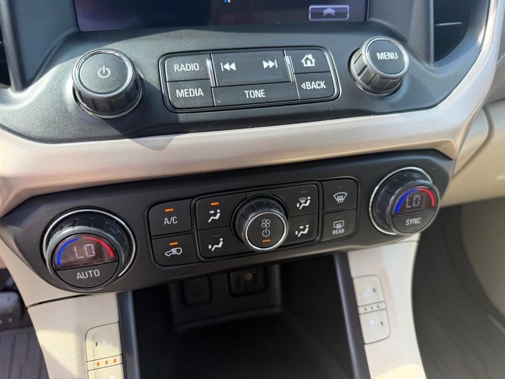 GMC Acadia Denali AWD 2019