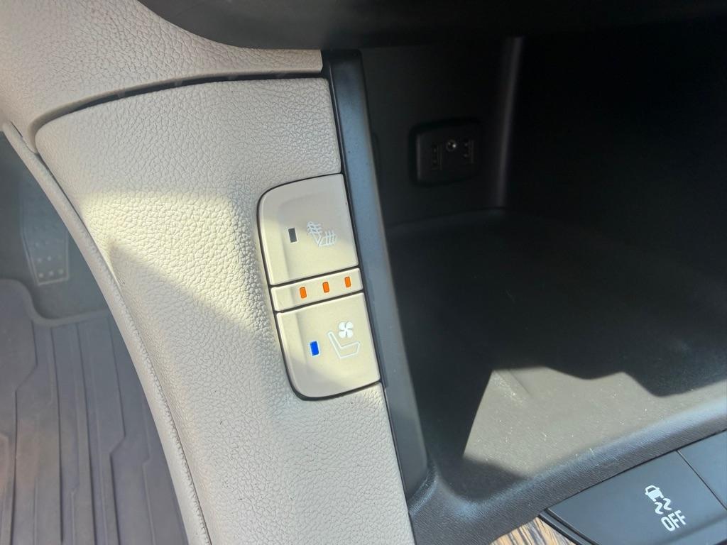GMC Acadia Denali AWD 2019
