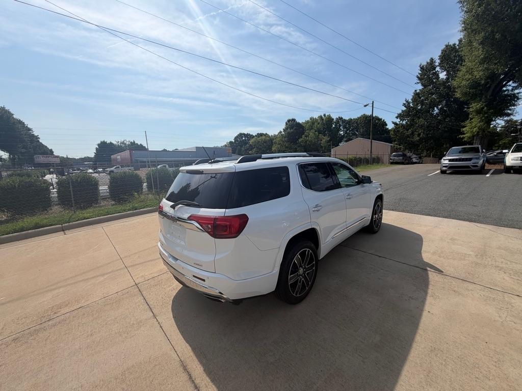 GMC Acadia Denali AWD 2019