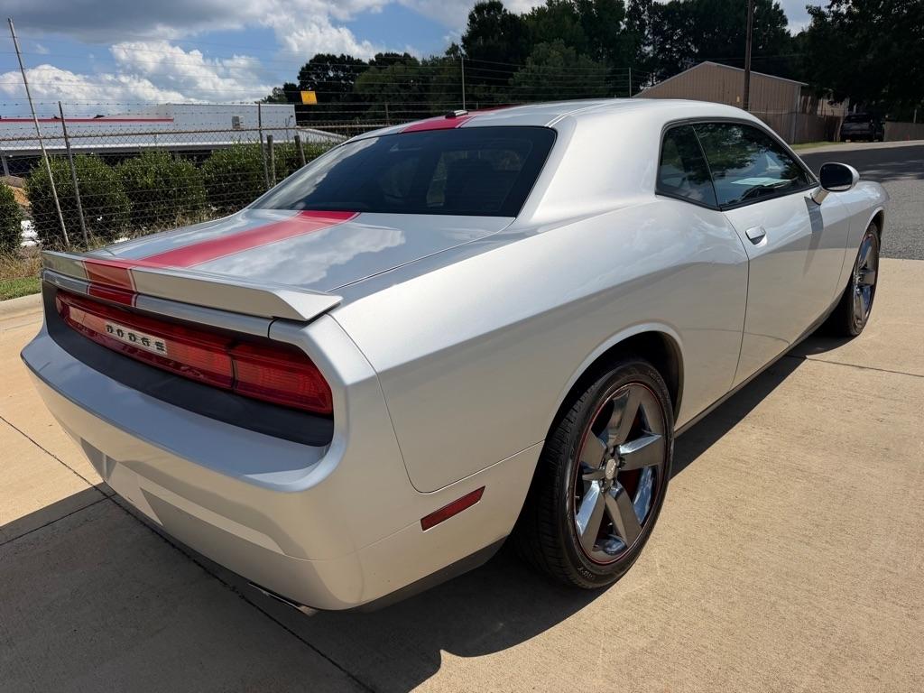 Dodge Challenger SXT 2012