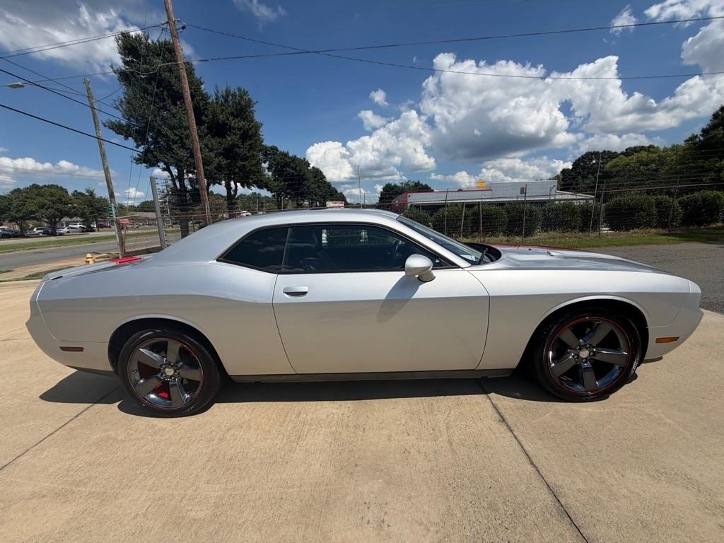 Dodge Challenger SXT 2012