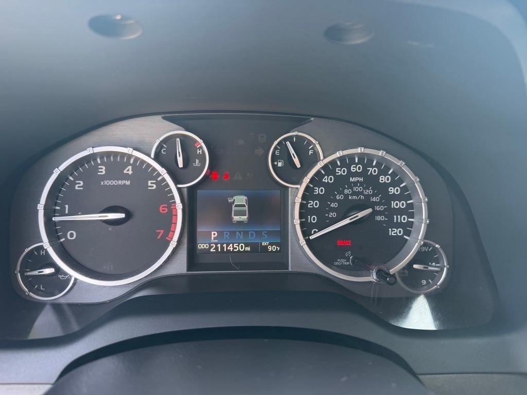 Toyota Tundra SR5 5.7L V8 FFV CrewMax 4WD 2017