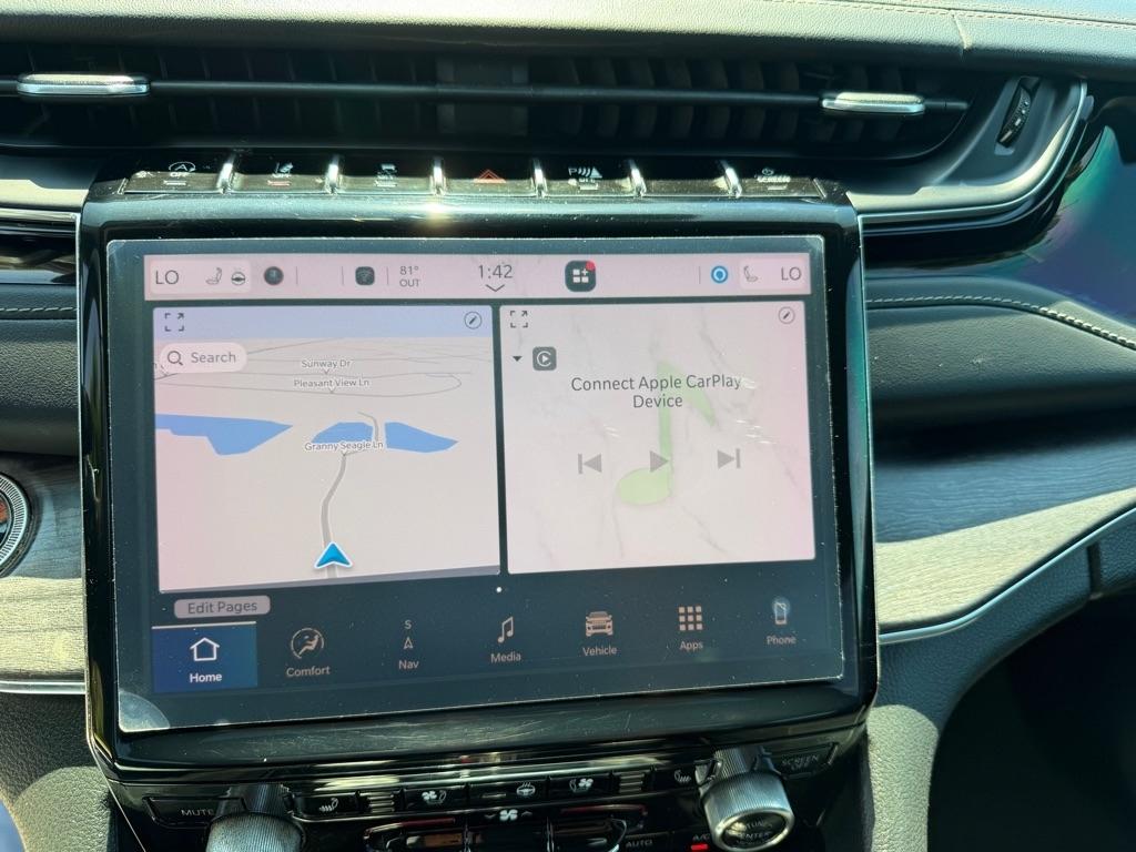 Jeep Grand Cherokee L Overland 4WD 2023