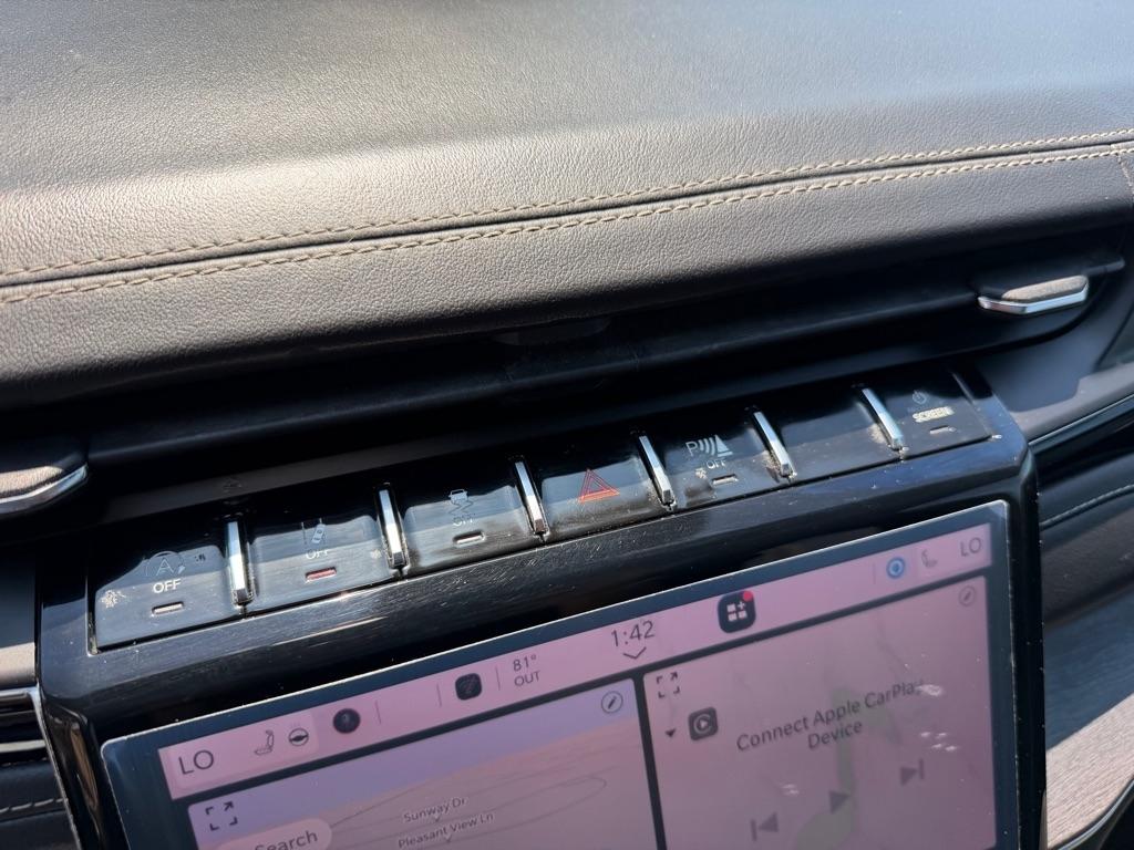 Jeep Grand Cherokee L Overland 4WD 2023
