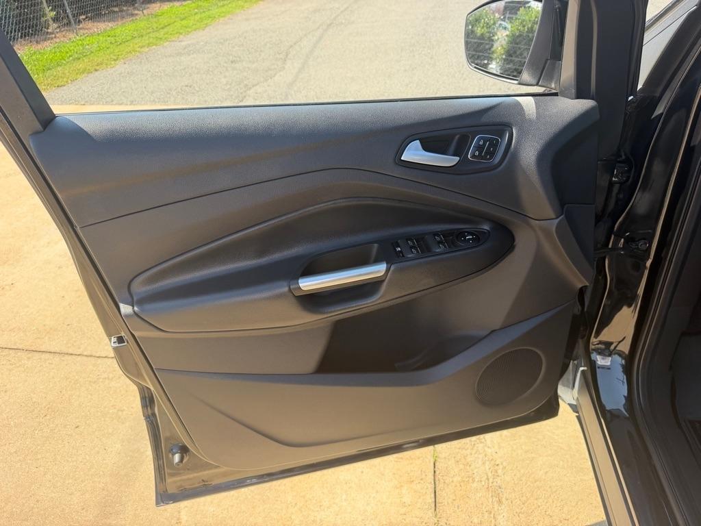 Ford Escape Titanium FWD 2014