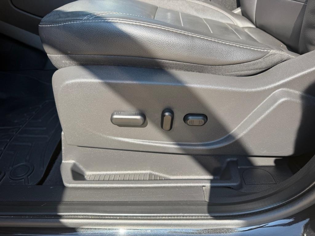 Ford Escape Titanium FWD 2014