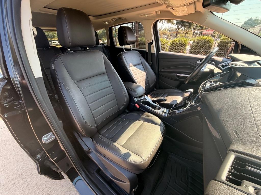 Ford Escape Titanium FWD 2014