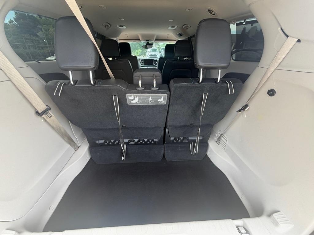 Chrysler Pacifica Touring-L 2021