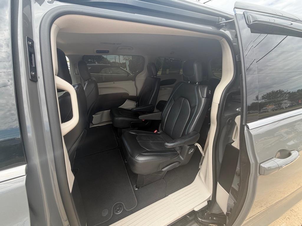 Chrysler Pacifica Touring-L 2021