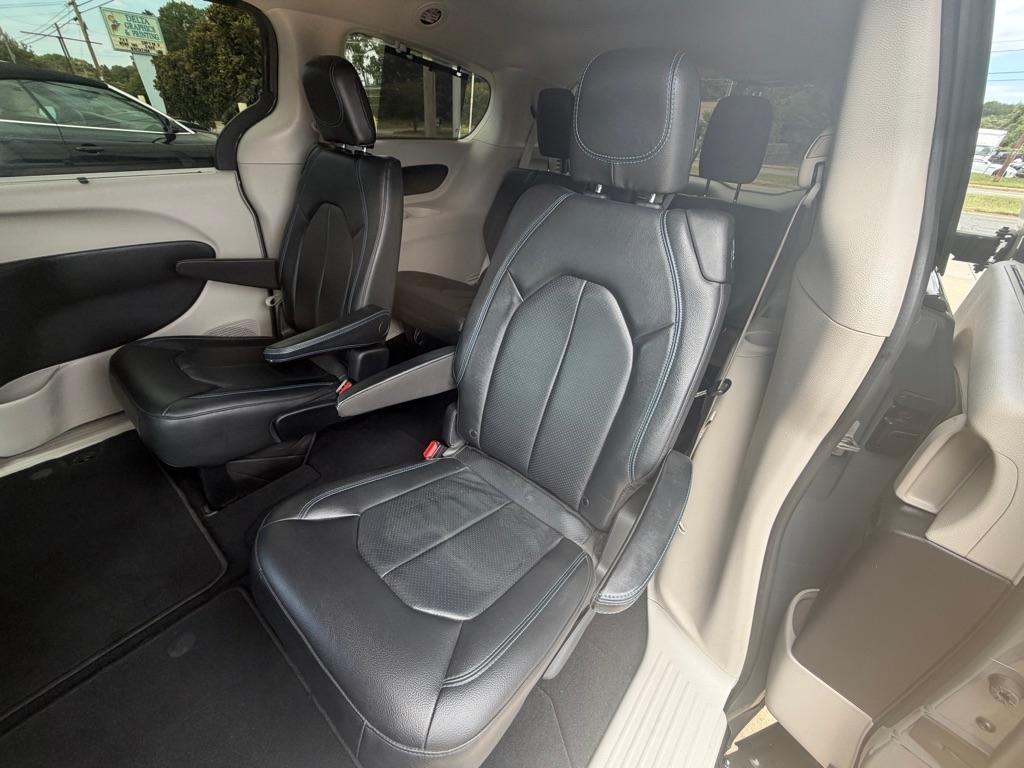 Chrysler Pacifica Touring-L 2021