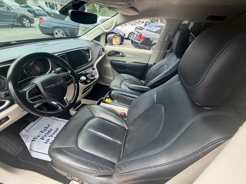 Chrysler Pacifica Touring-L 2021