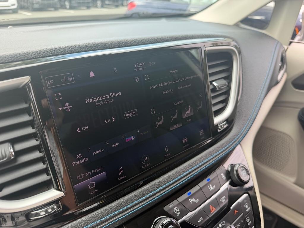 Chrysler Pacifica Touring-L 2021