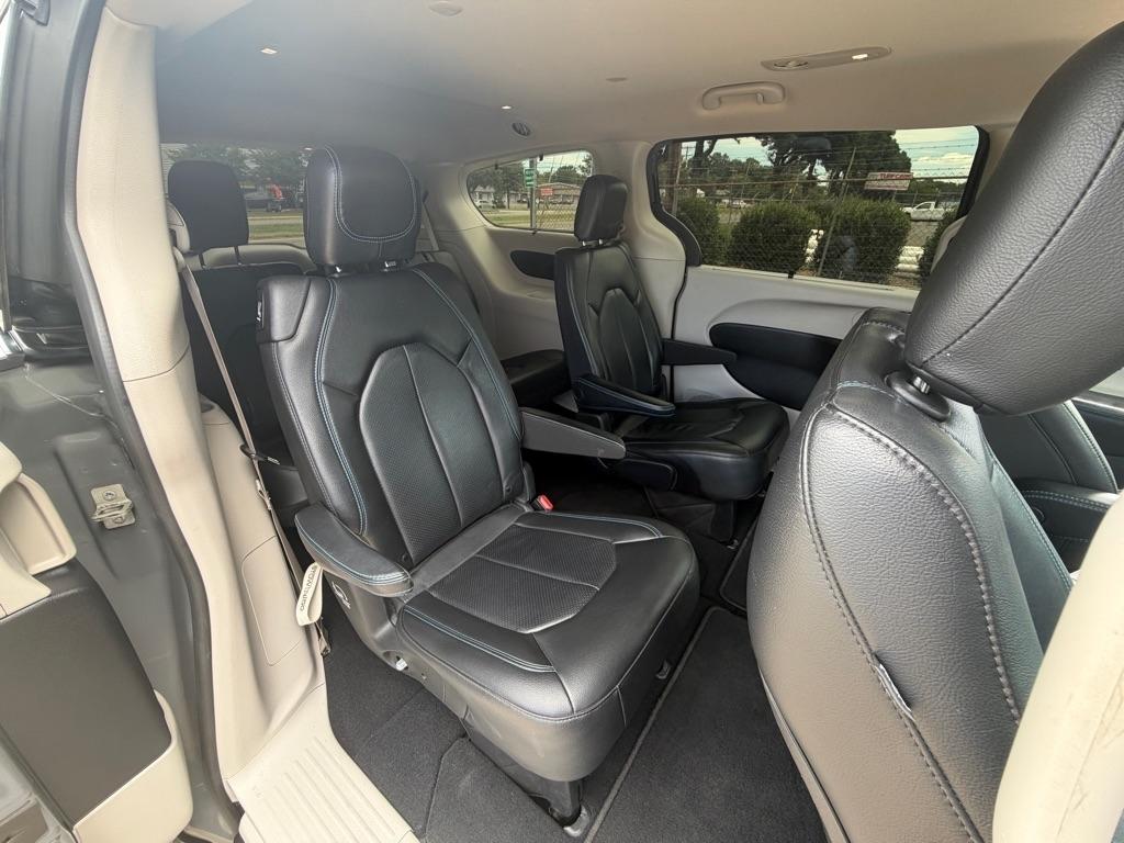 Chrysler Pacifica Touring-L 2021
