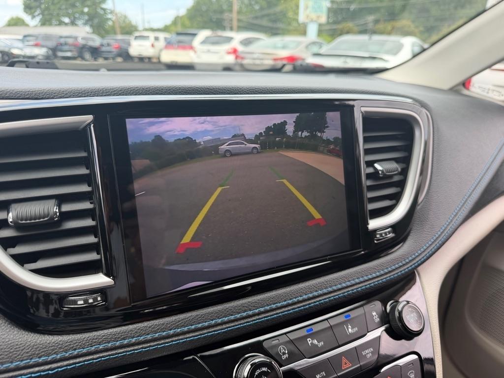 Chrysler Pacifica Touring-L 2021