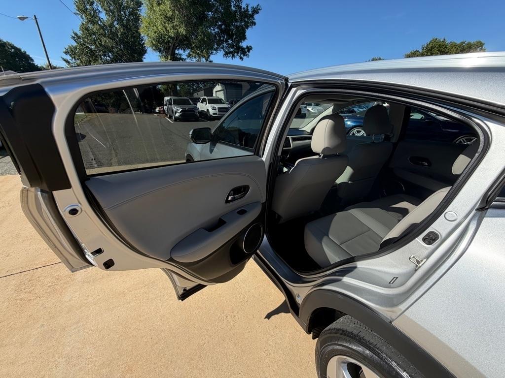 Honda HR-V EX-L w/Navigation 4WD CVT 2016