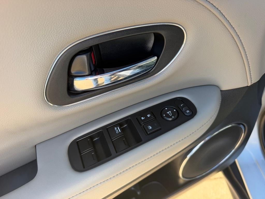 Honda HR-V EX-L w/Navigation 4WD CVT 2016