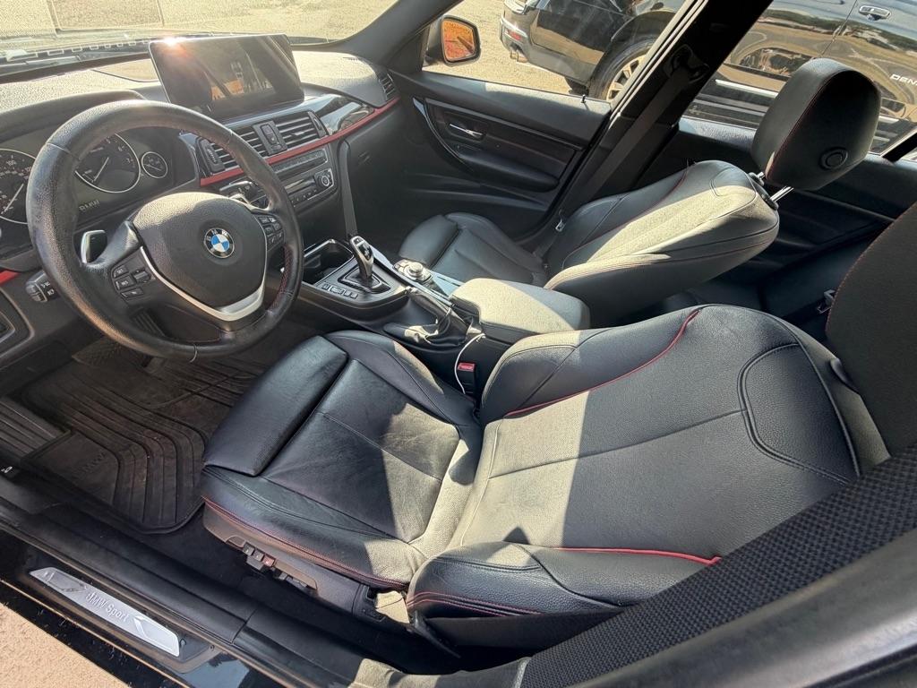 BMW 3-Series 335i Sedan 2012