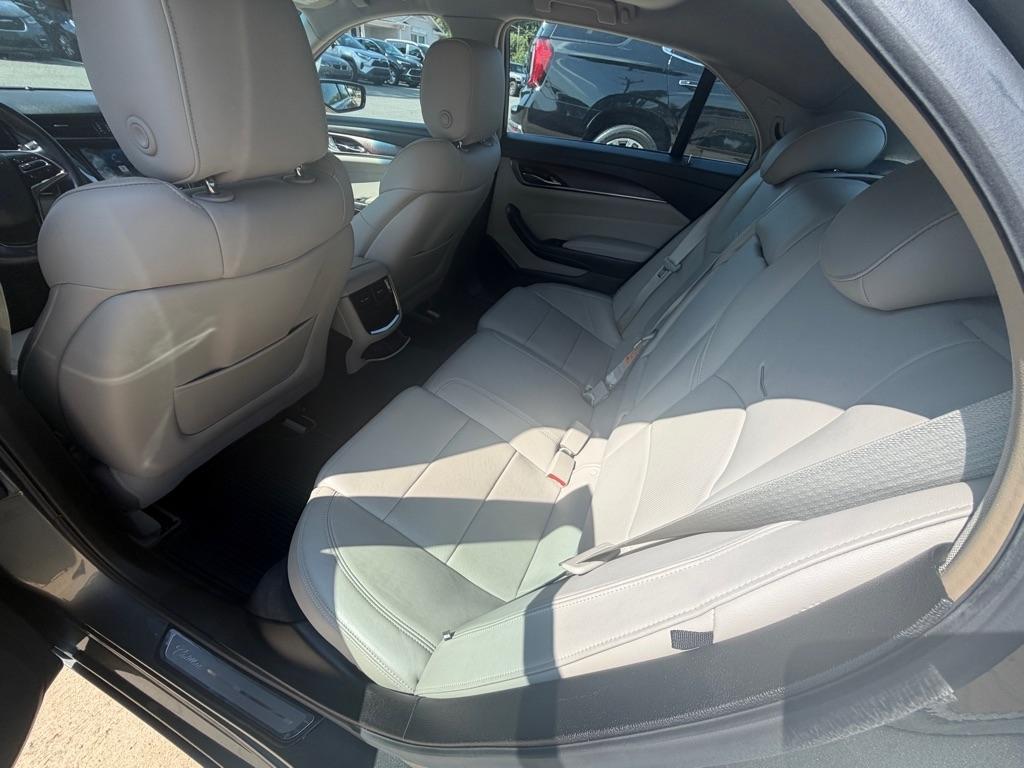 Cadillac CTS 2.0L Turbo Luxury RWD 2016