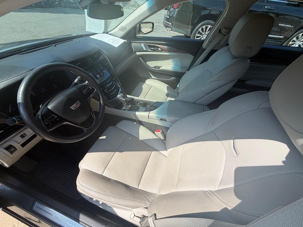 Cadillac CTS 2.0L Turbo Luxury RWD 2016