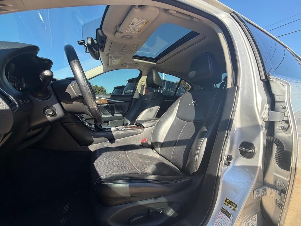 Infiniti Q50 Premium AWD 2014