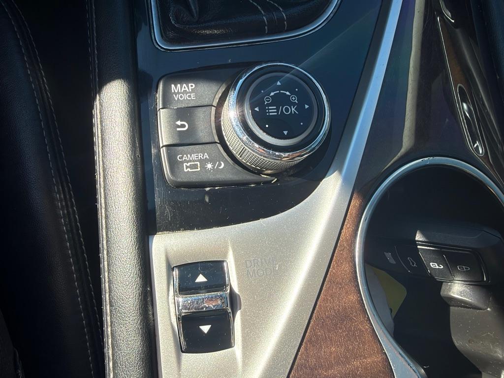Infiniti Q50 Premium AWD 2014