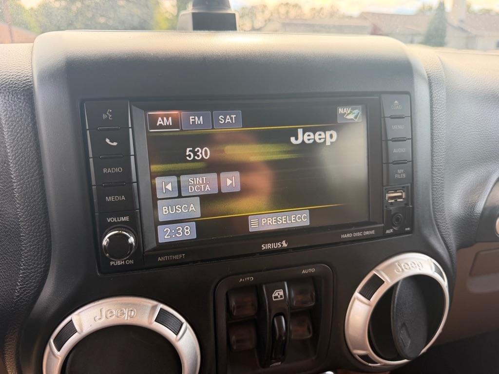 Jeep Wrangler Unlimited Sahara 4WD 2014