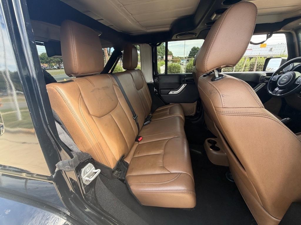 Jeep Wrangler Unlimited Sahara 4WD 2014